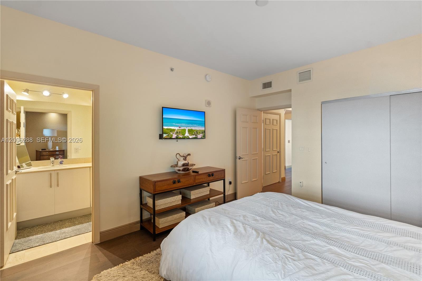 AVENTURA MARINA CONDO NUM - Residential