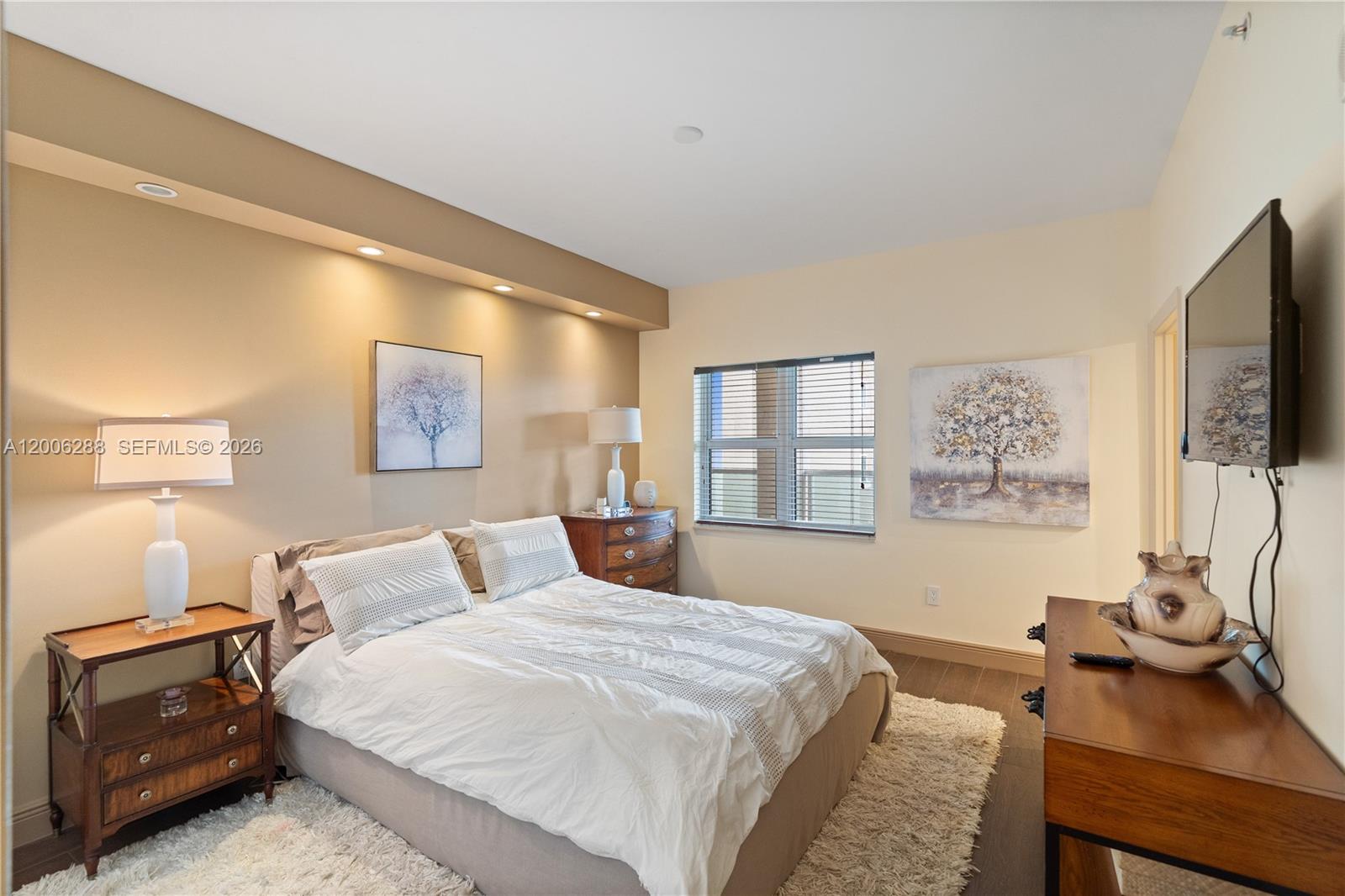 AVENTURA MARINA CONDO NUM - Residential