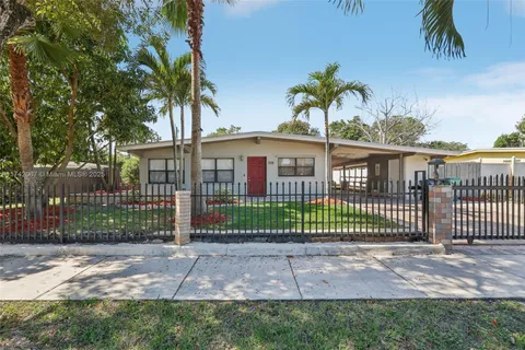 220 NW 33rd Ave, Lauderhill, FL 33311 - MLS#: A11742067