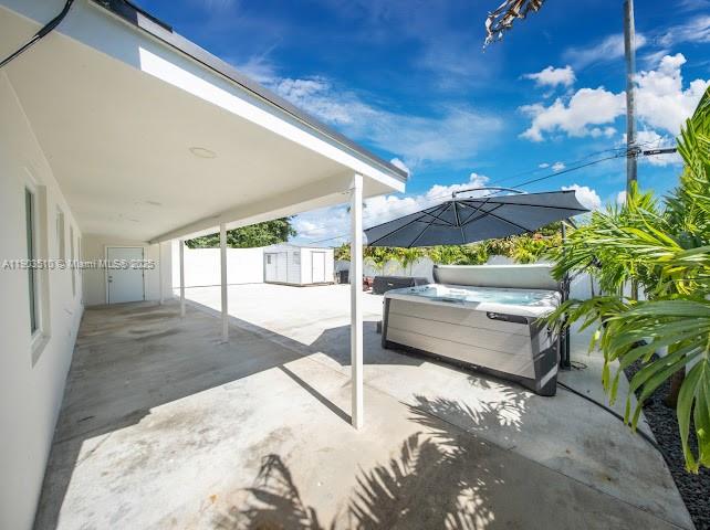 GOLDEN HIGHLANDS EST - Residential