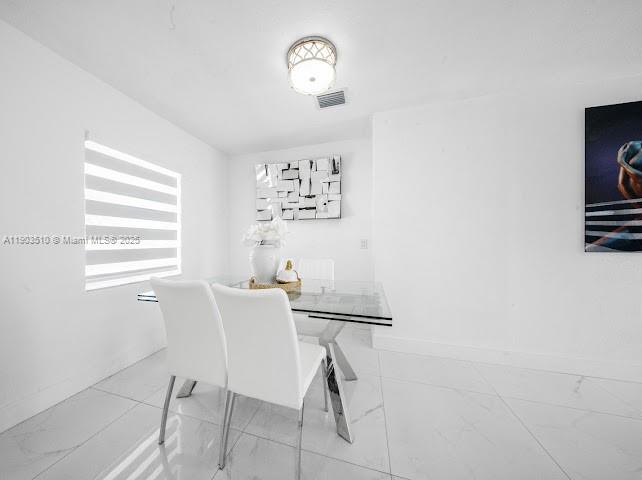 GOLDEN HIGHLANDS EST - Residential