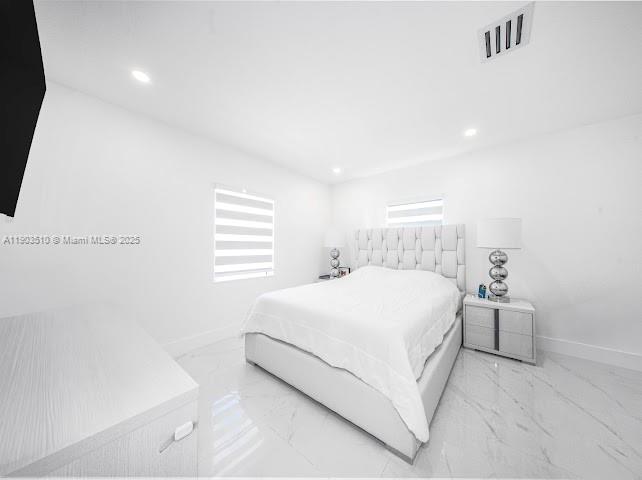 GOLDEN HIGHLANDS EST - Residential