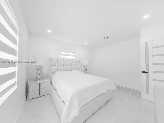 GOLDEN HIGHLANDS EST - Residential