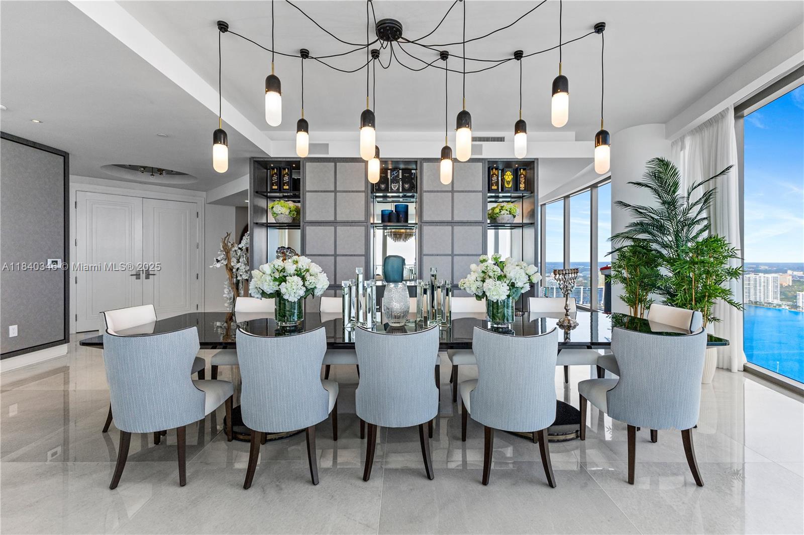 17901 Collins Ave TS4205