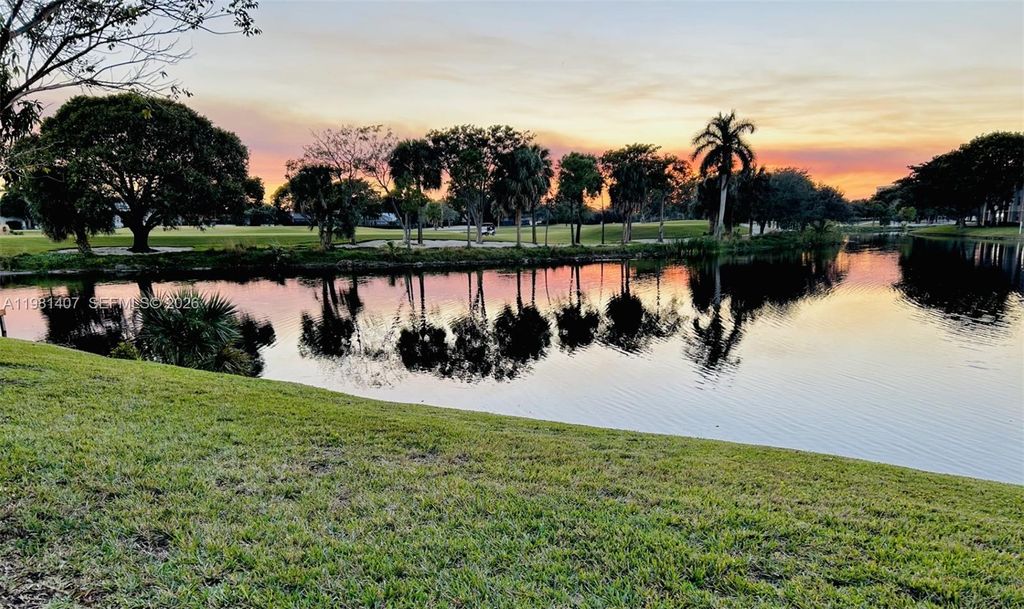 Photo of 211 SW 87th Ter, Plantation, FL 33324 (MLS # A11981407)