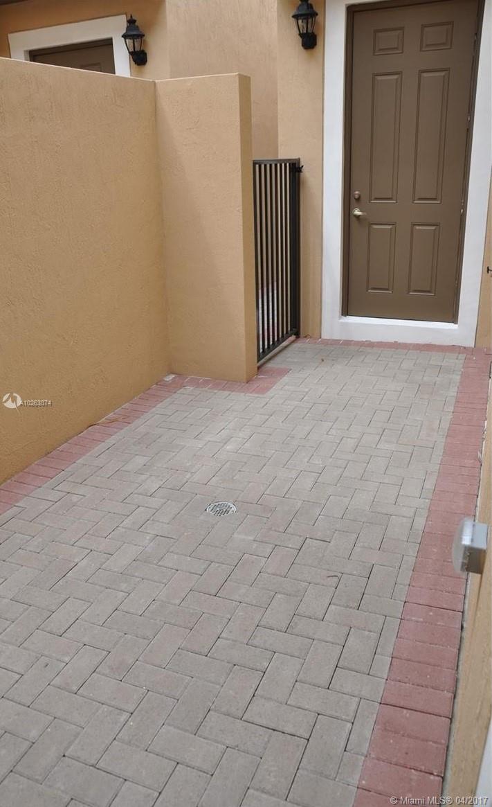 Meadow Pines 173-40 B - Residential Lease