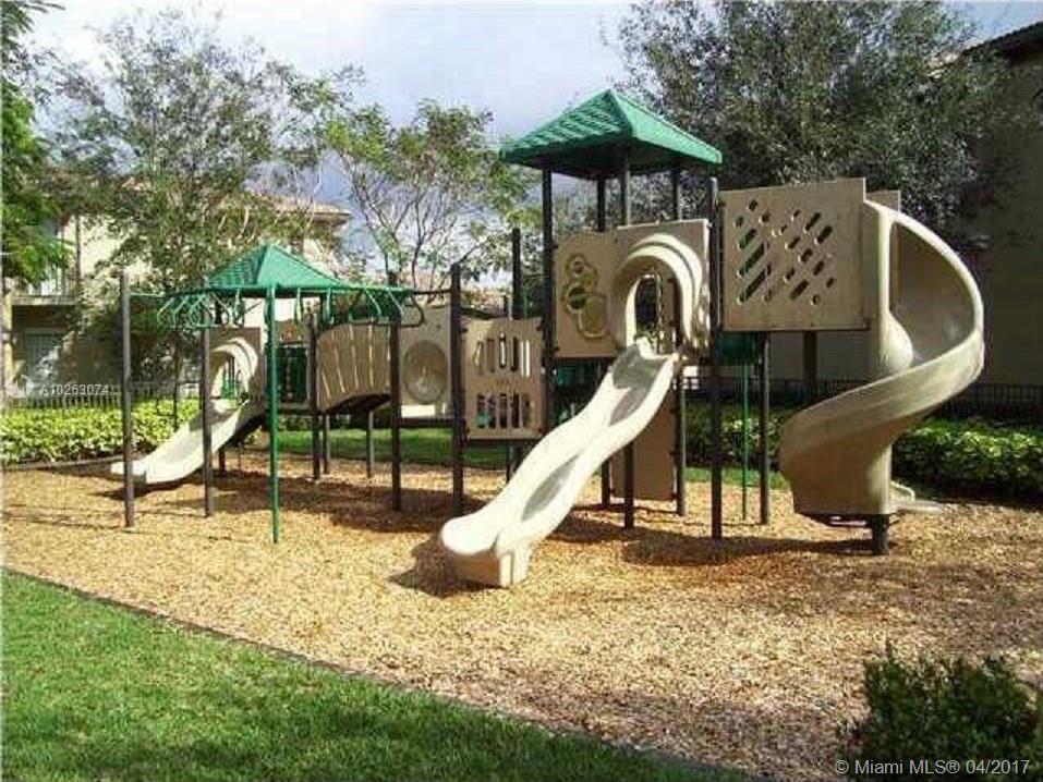 Meadow Pines 173-40 B - Residential Lease