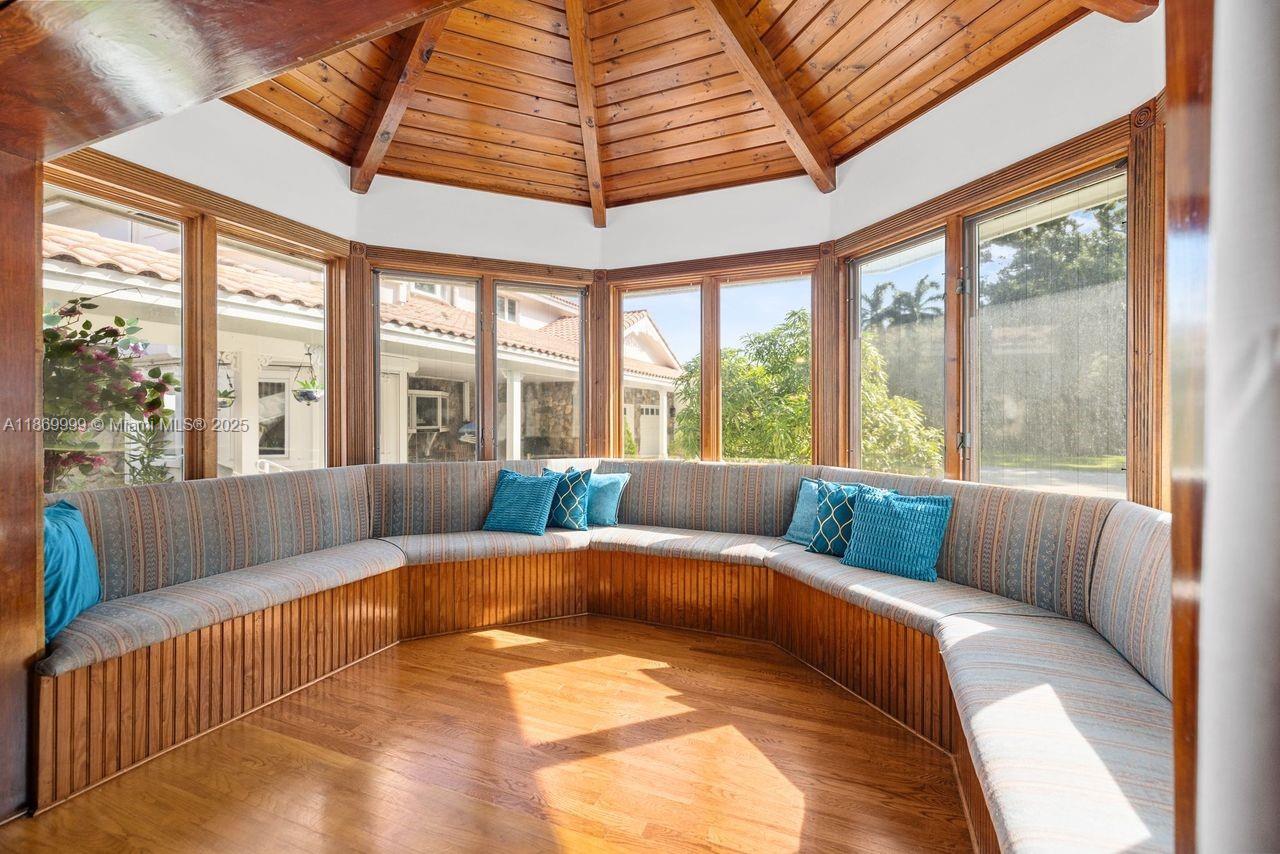 MARTHA BRIGHT FARMS - Residential