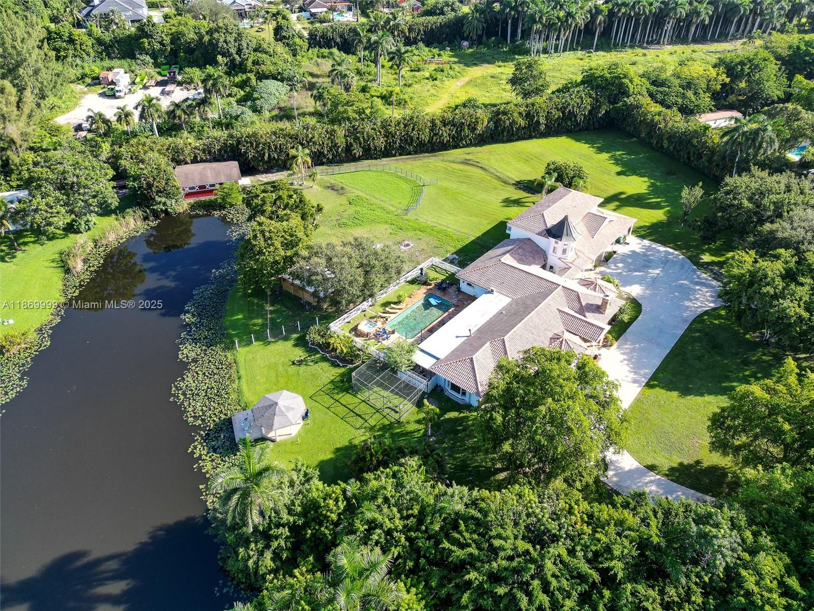 MARTHA BRIGHT FARMS - Residential