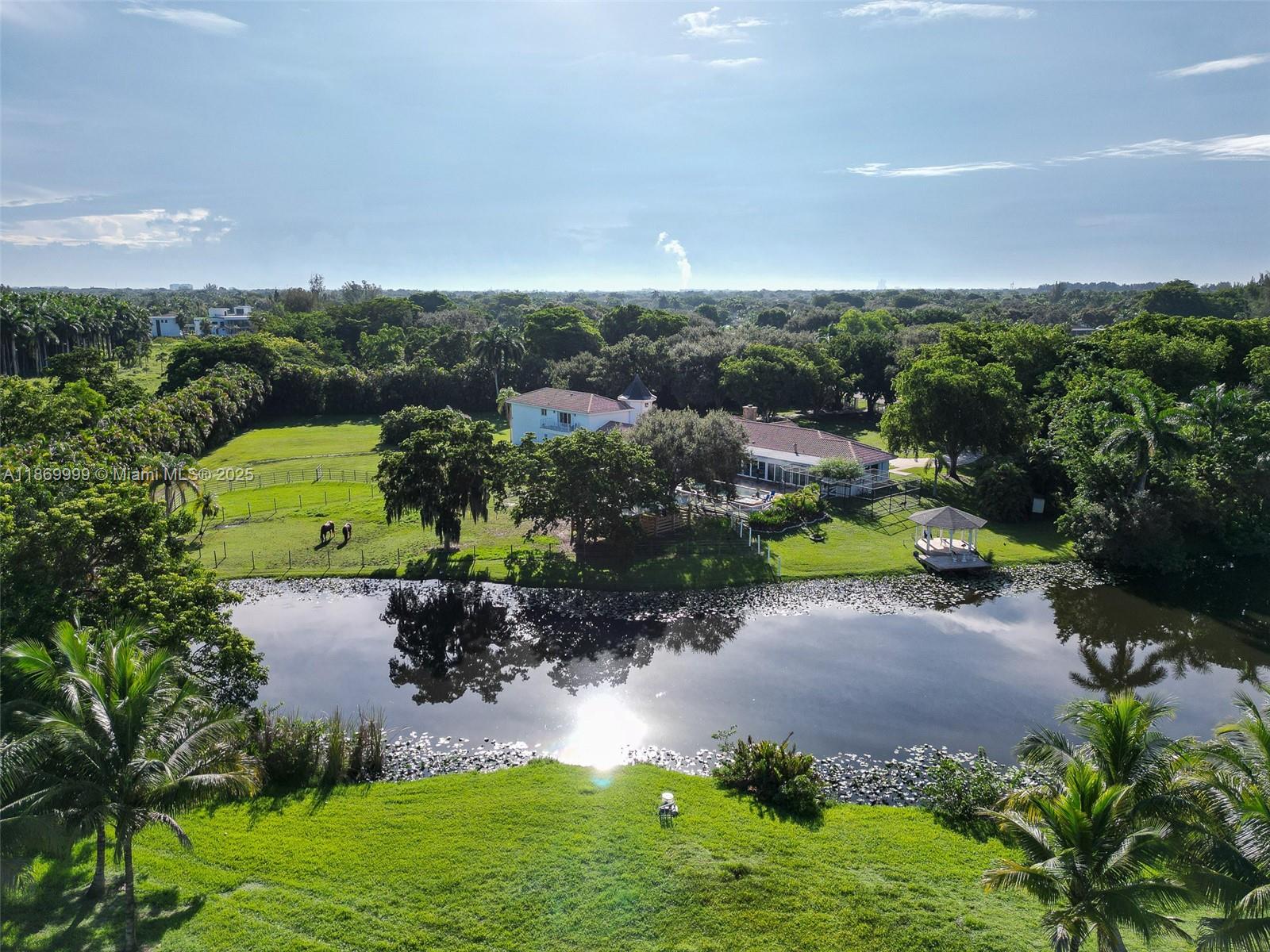 MARTHA BRIGHT FARMS - Residential