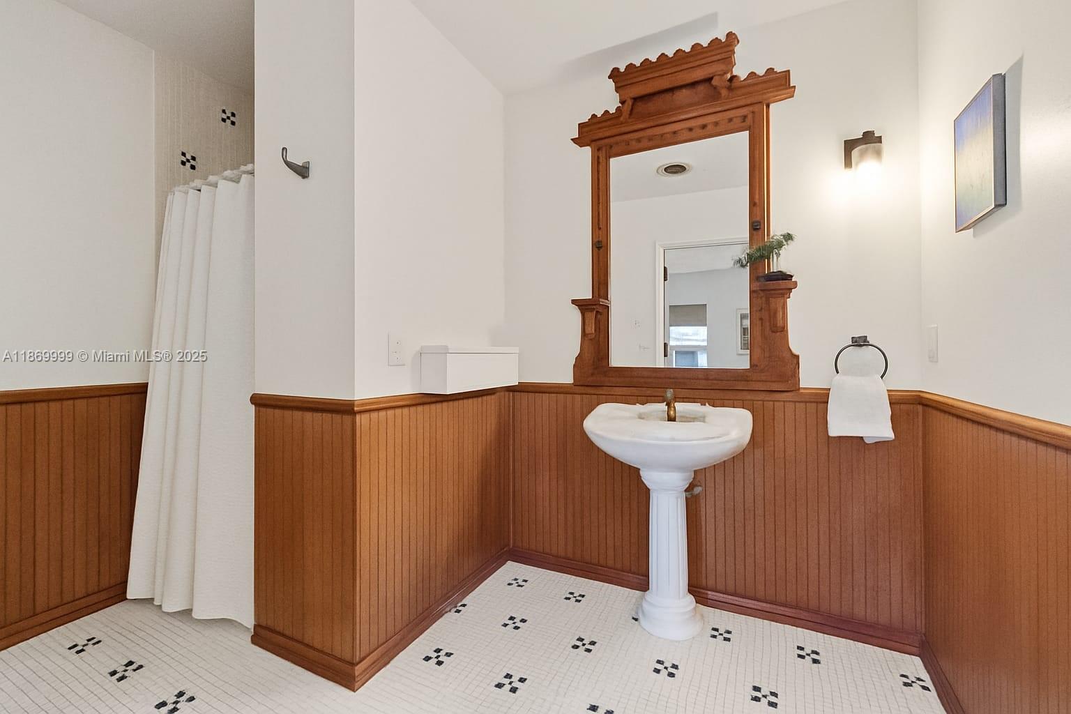 MARTHA BRIGHT FARMS - Residential