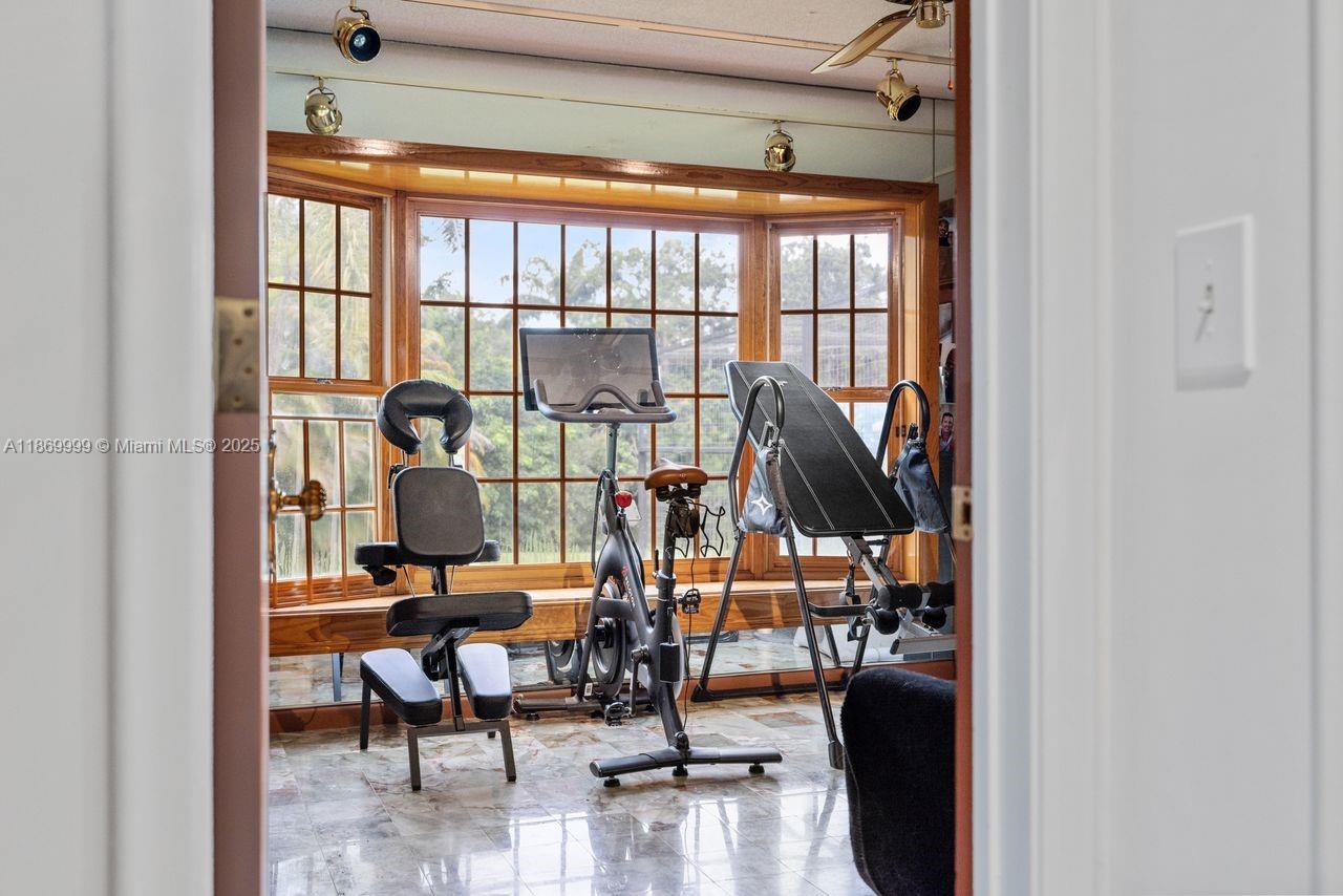 MARTHA BRIGHT FARMS - Residential