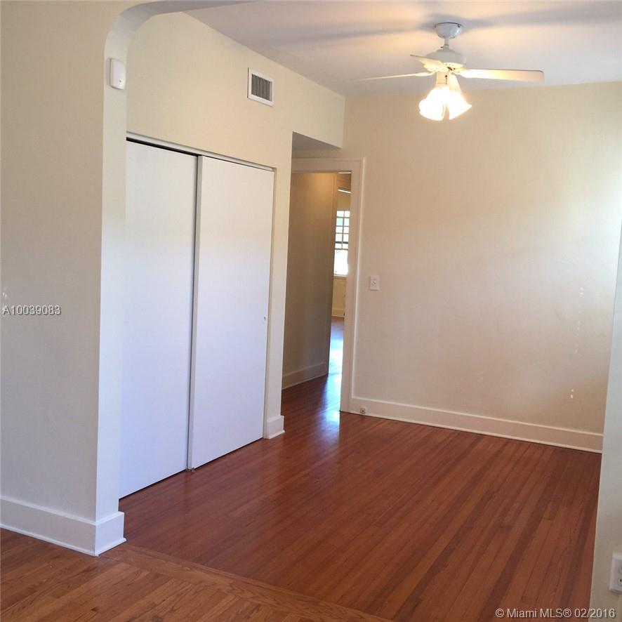 CORAL GABLES RIVIERA - Residential