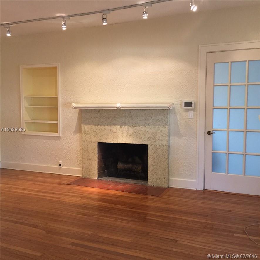 CORAL GABLES RIVIERA - Residential