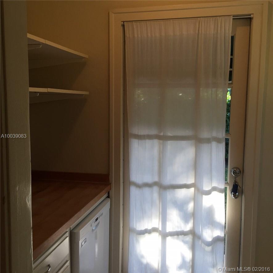 CORAL GABLES RIVIERA - Residential