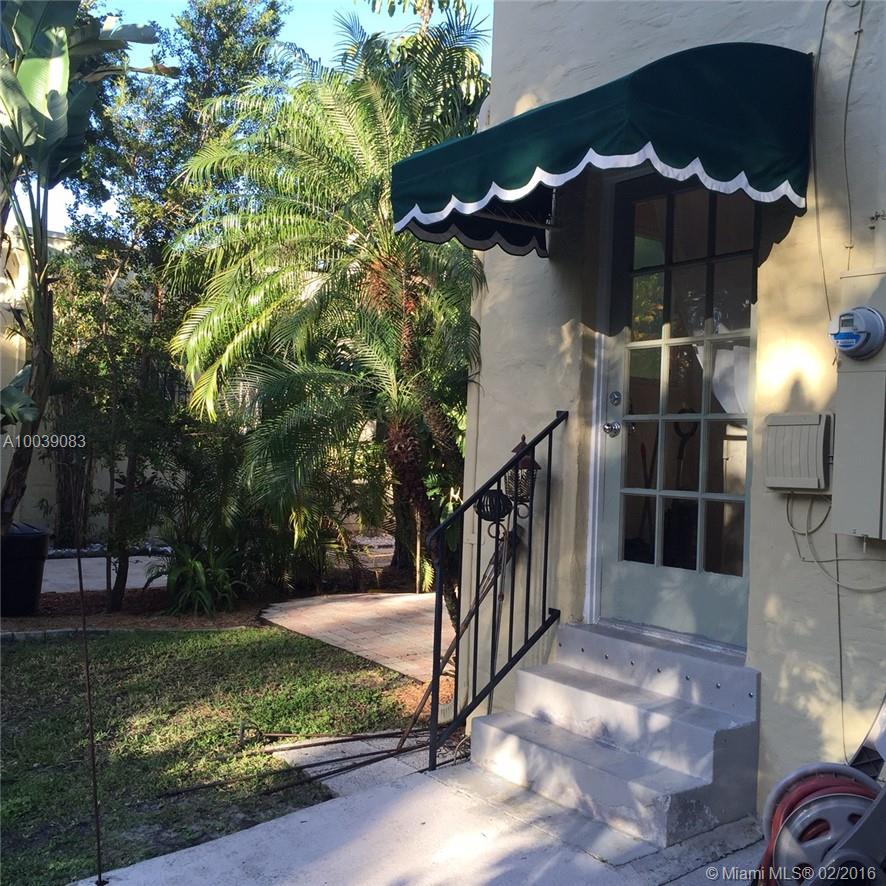 CORAL GABLES RIVIERA - Residential