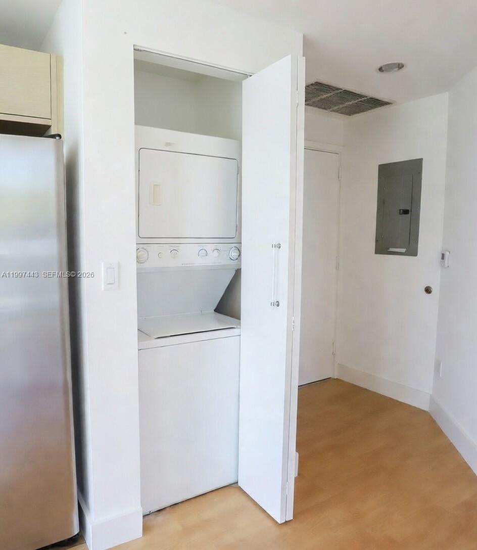 CITY 24 CONDO - Residential Lease