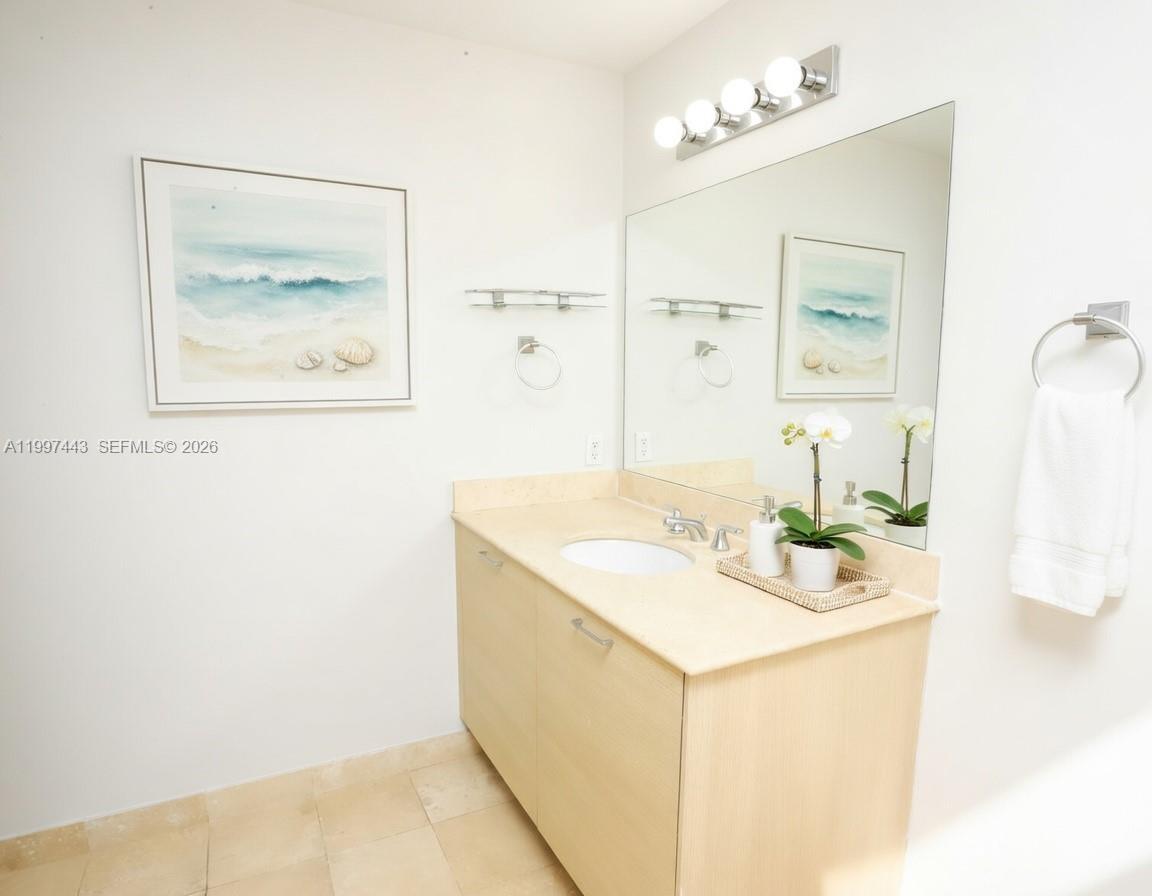 CITY 24 CONDO - Residential Lease