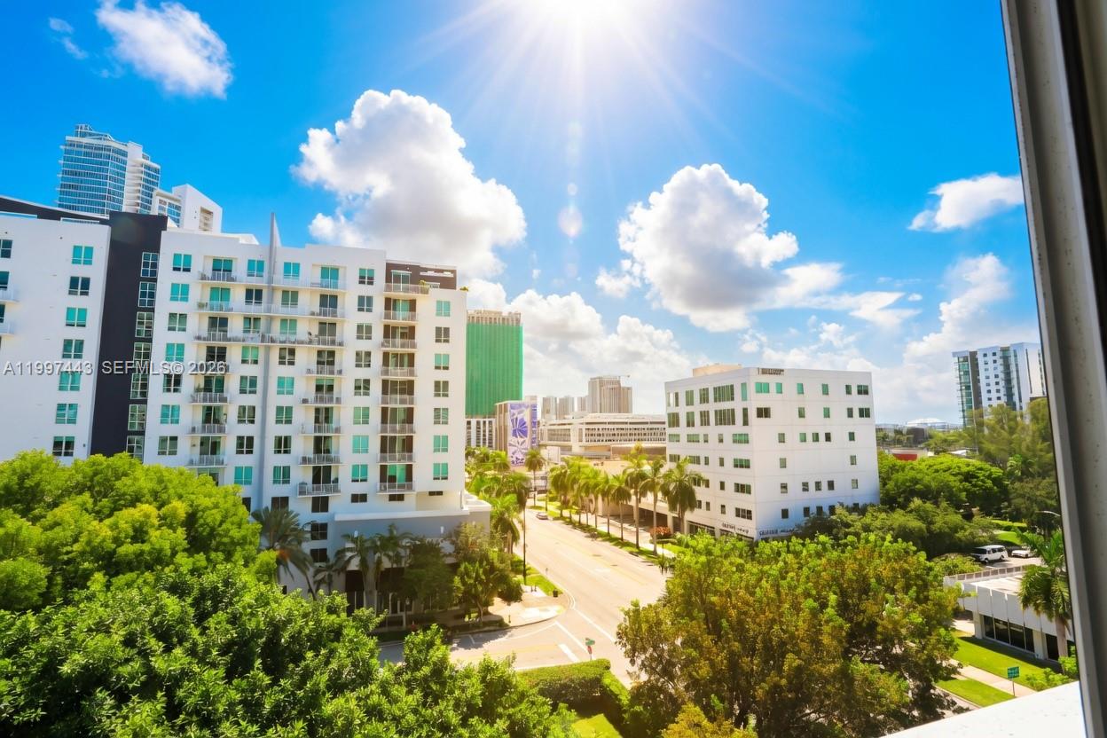 CITY 24 CONDO - Residential Lease