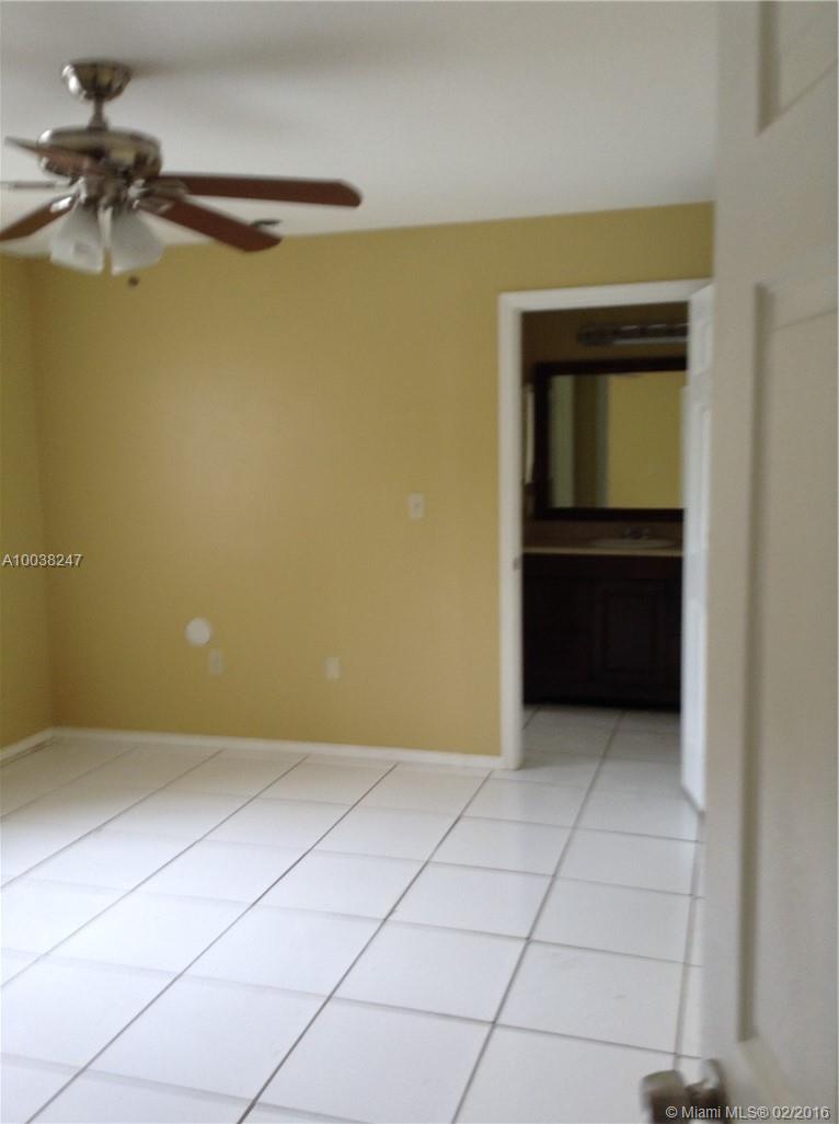 Oak Ridge Villas Sub - Residential