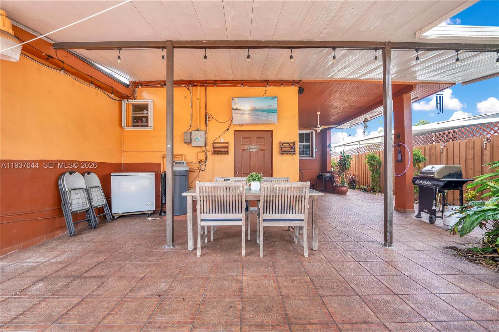 BRADLEY MANOR 3RD ADDN - Residential