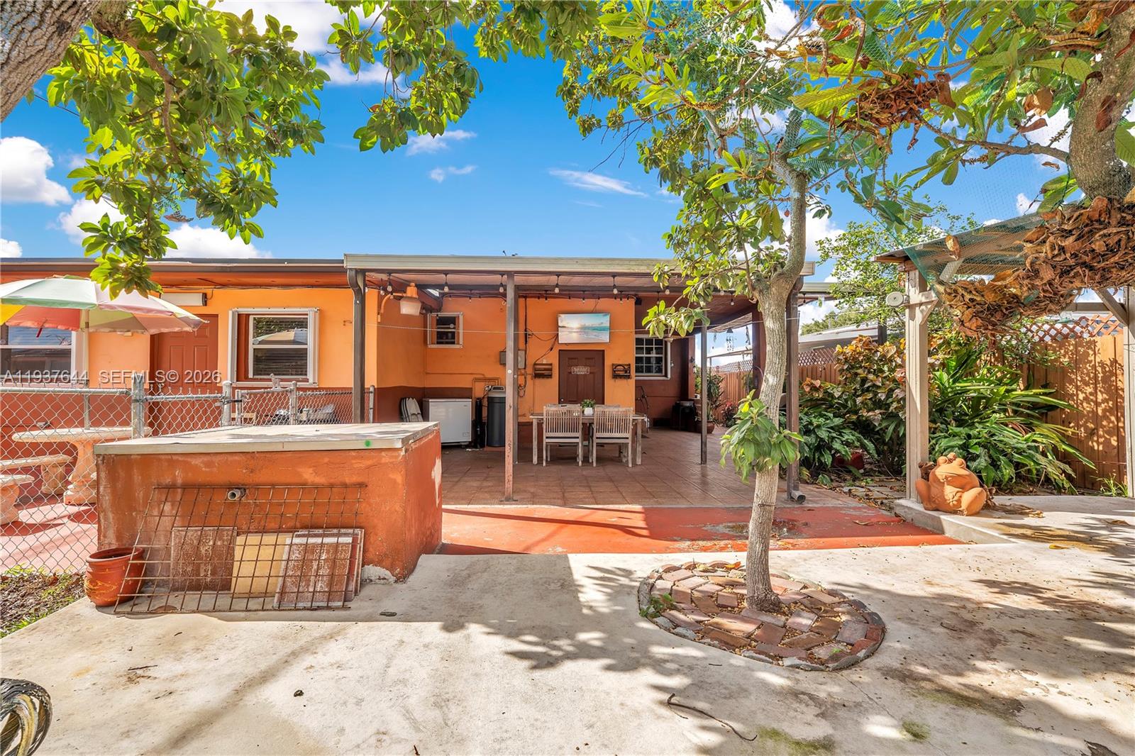 BRADLEY MANOR 3RD ADDN - Residential