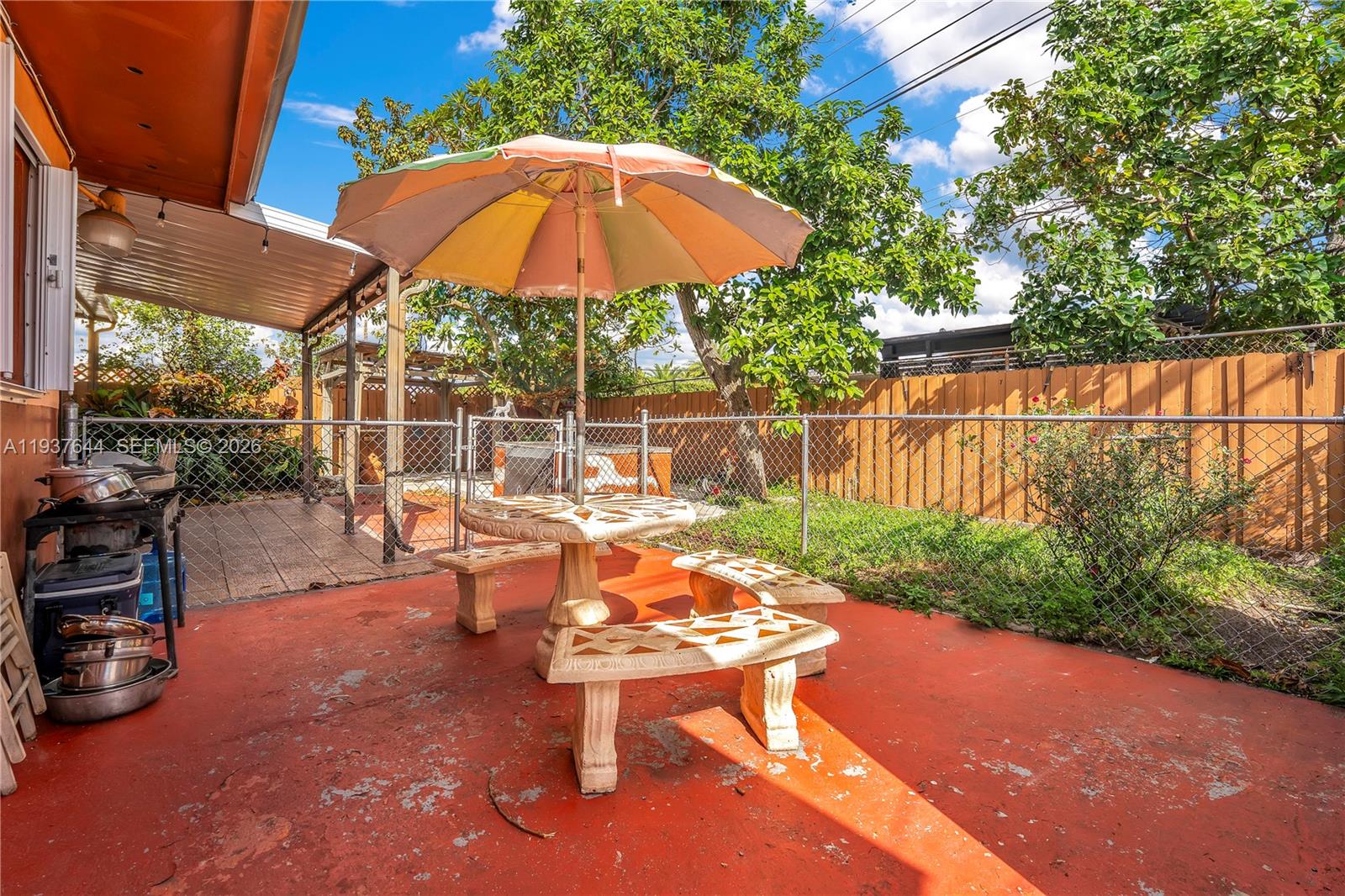 BRADLEY MANOR 3RD ADDN - Residential