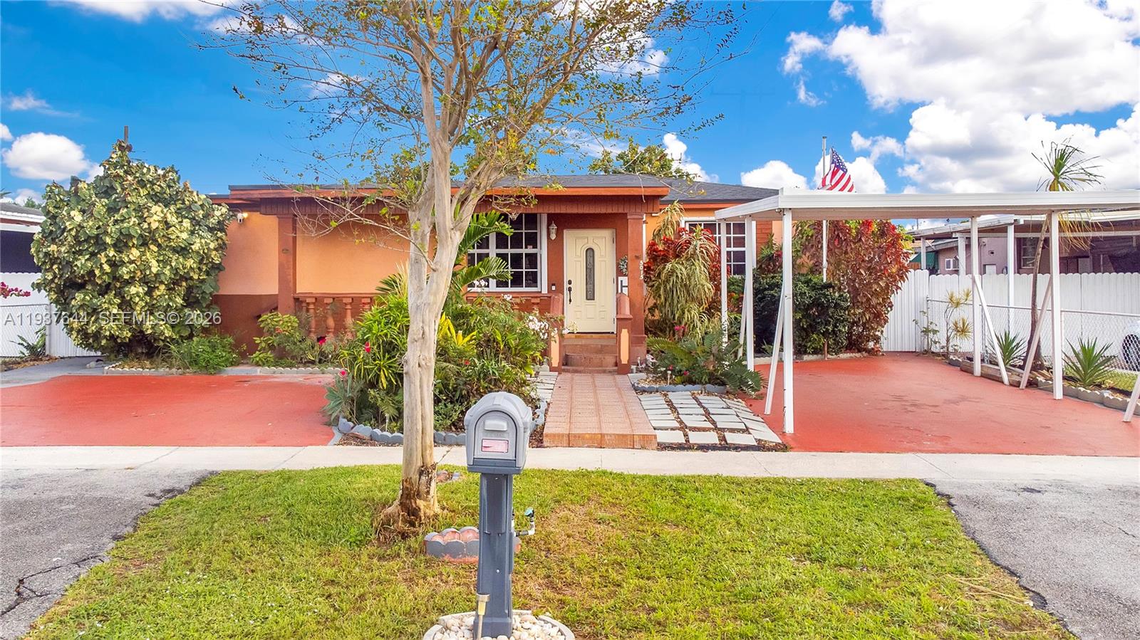 BRADLEY MANOR 3RD ADDN - Residential