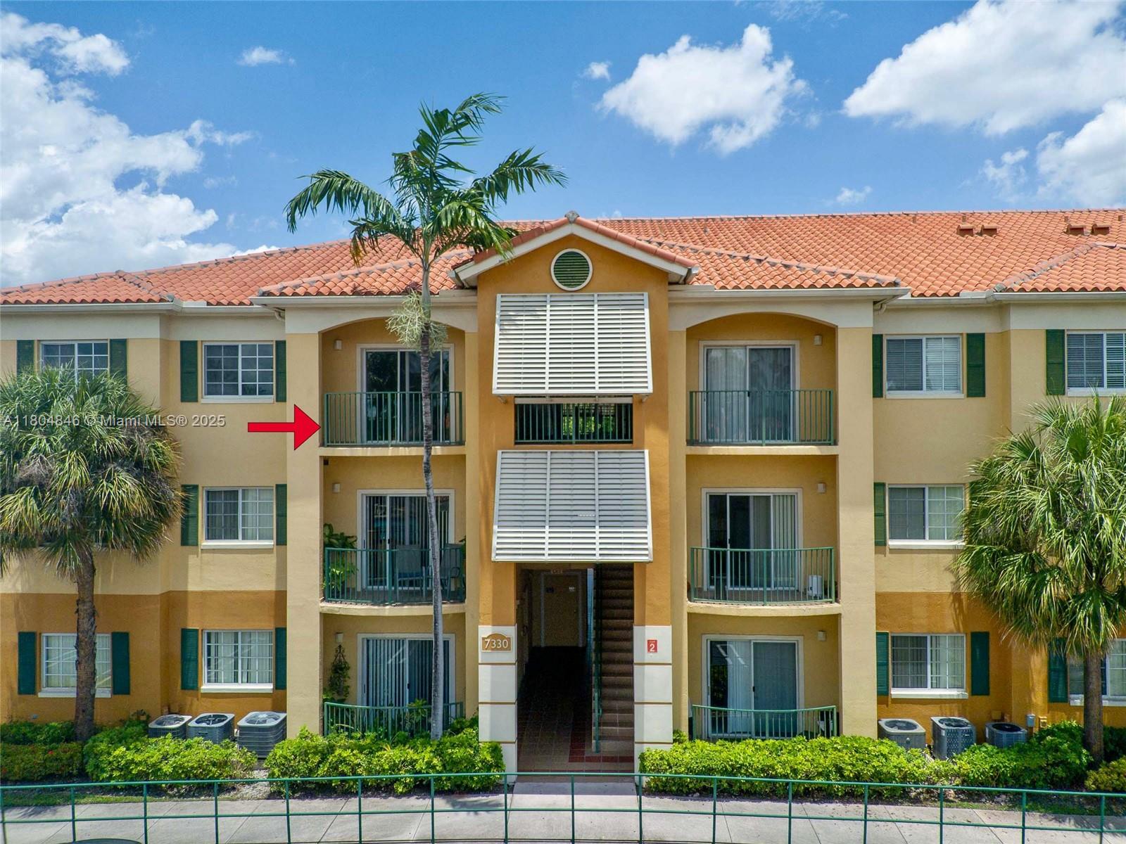 PALM GARDENS AT DORAL CON - Residential