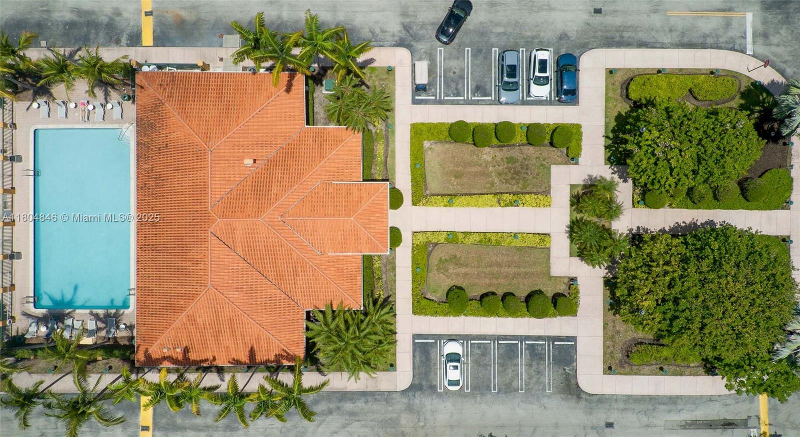 PALM GARDENS AT DORAL CON - Residential