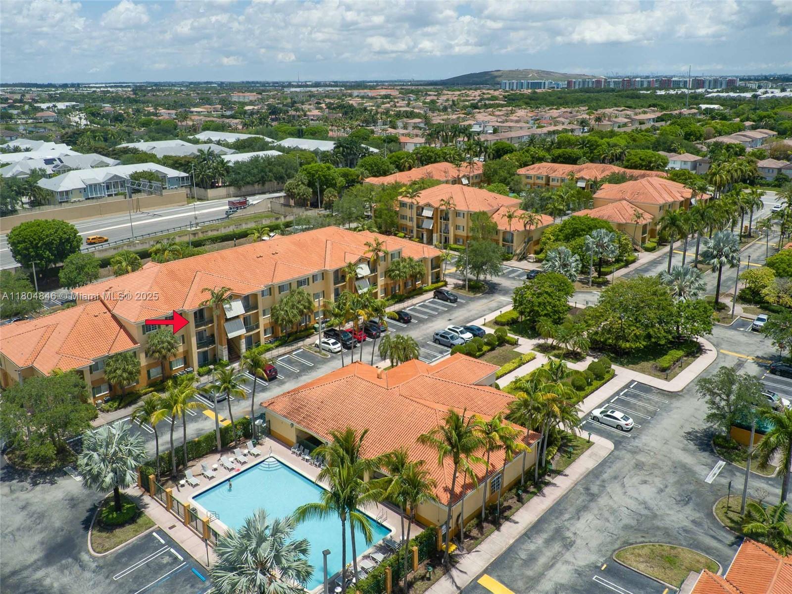 PALM GARDENS AT DORAL CON - Residential