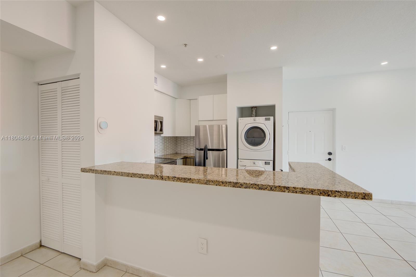 PALM GARDENS AT DORAL CON - Residential