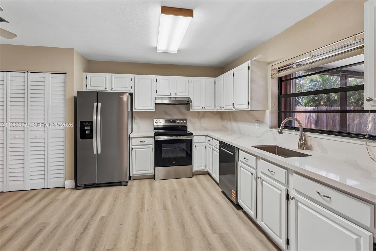 HOMESTEAD LAKES TENNESSEE - Residential Lease