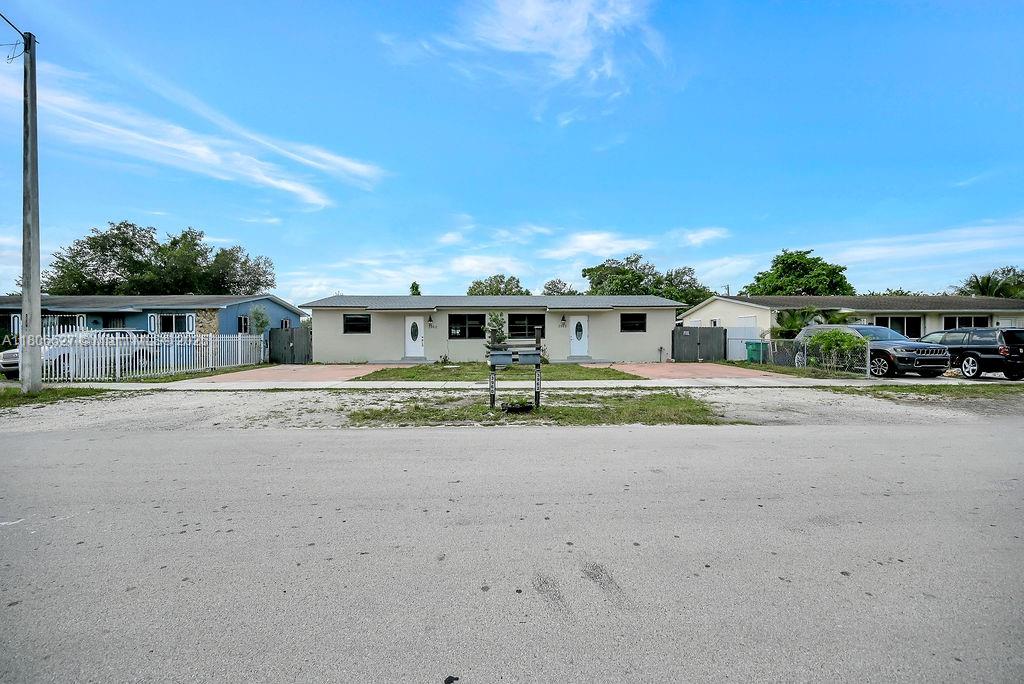 3960 NW 164th St