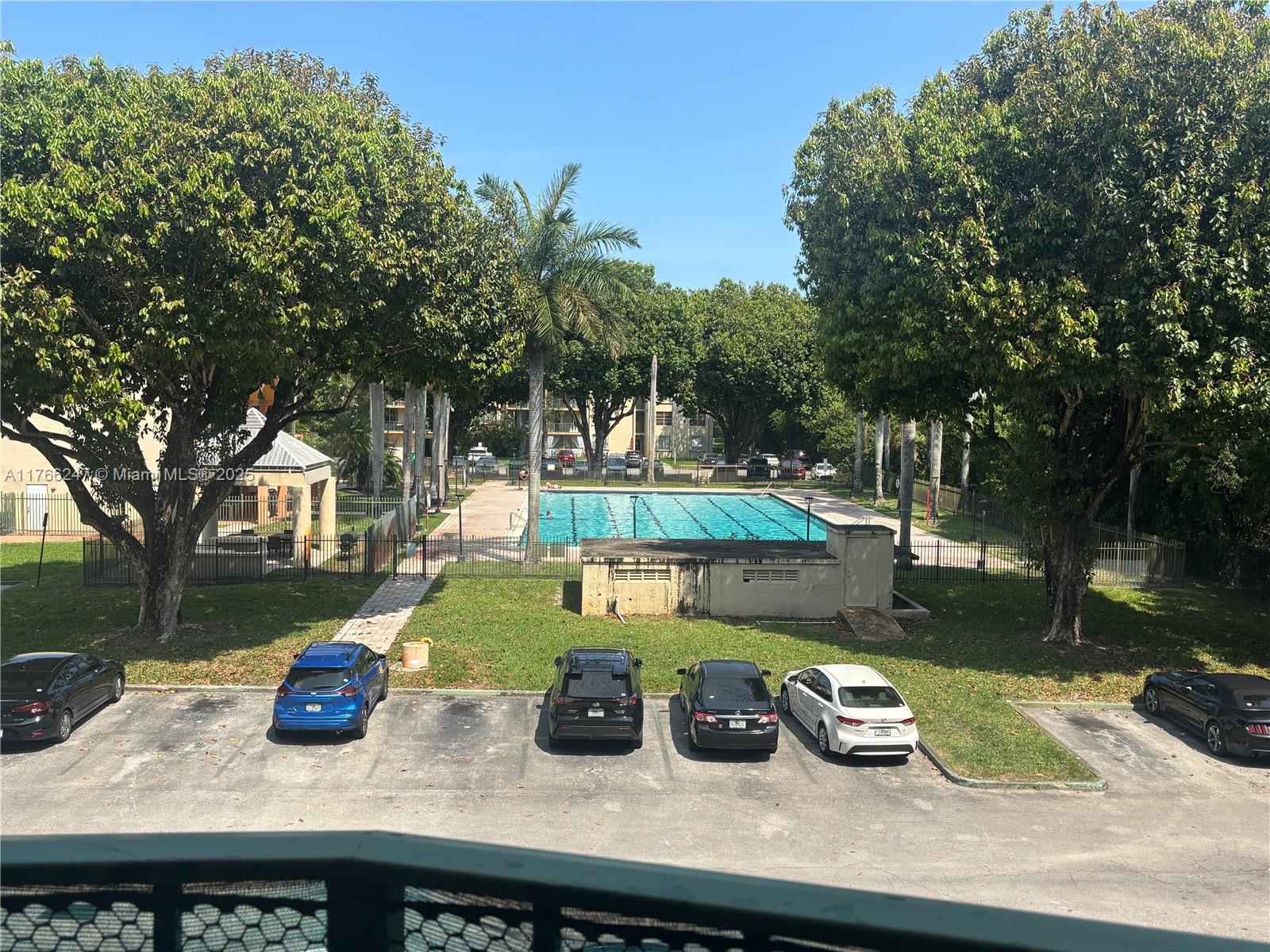 THE FOUNTAINS AT FONTAINE - Residential