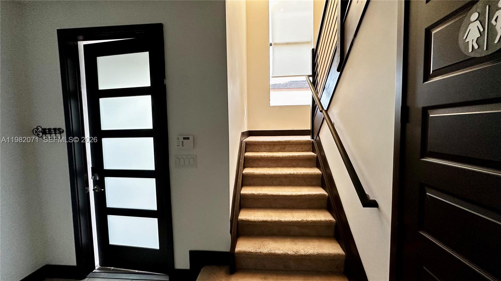 DUNNWOODY LAKE - Residential