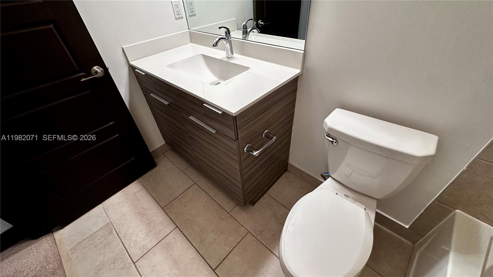 DUNNWOODY LAKE - Residential