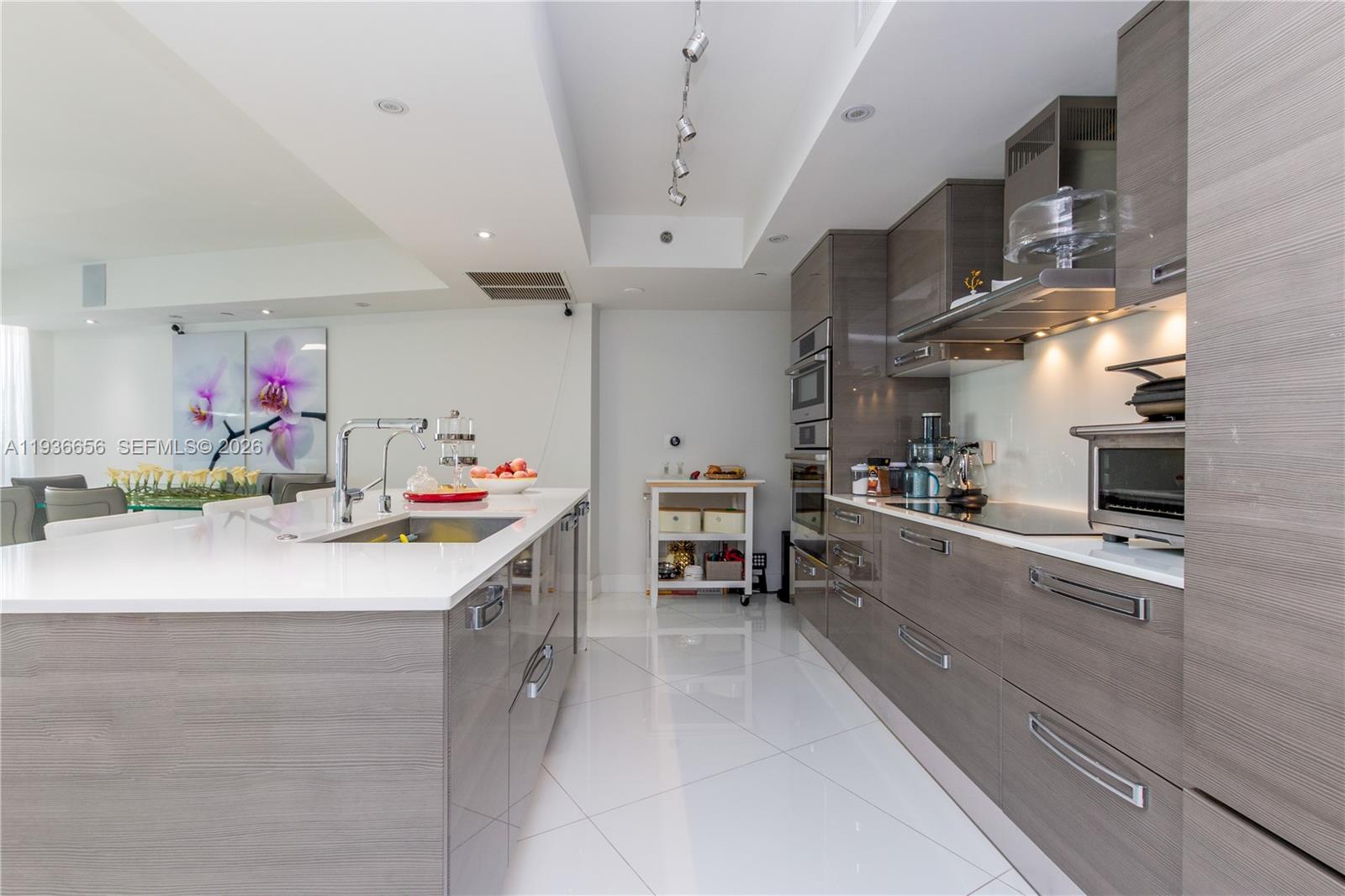 OCEAN FOUR CONDO - Residential