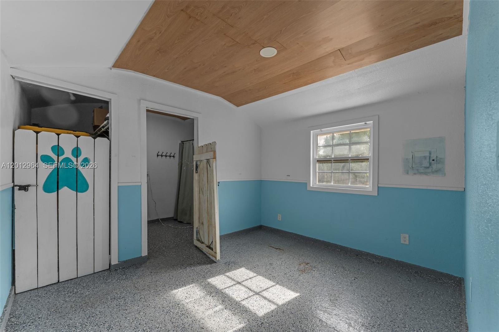 UNIVERSAL ESTATES SOUTH A - Residential