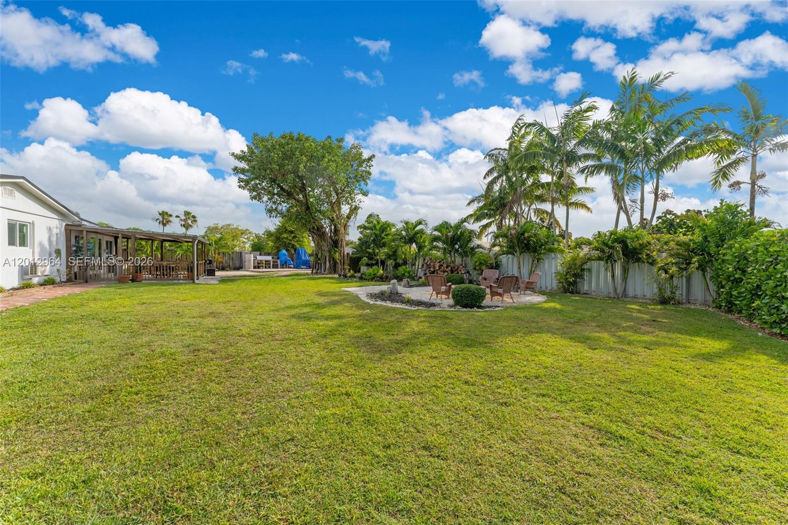 UNIVERSAL ESTATES SOUTH A - Residential