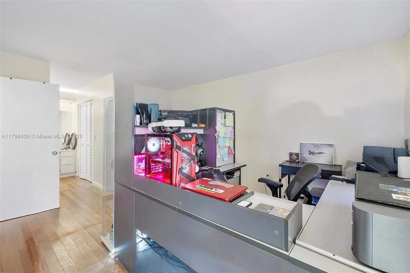 KENLAND BEND NORTH CONDO - Residential