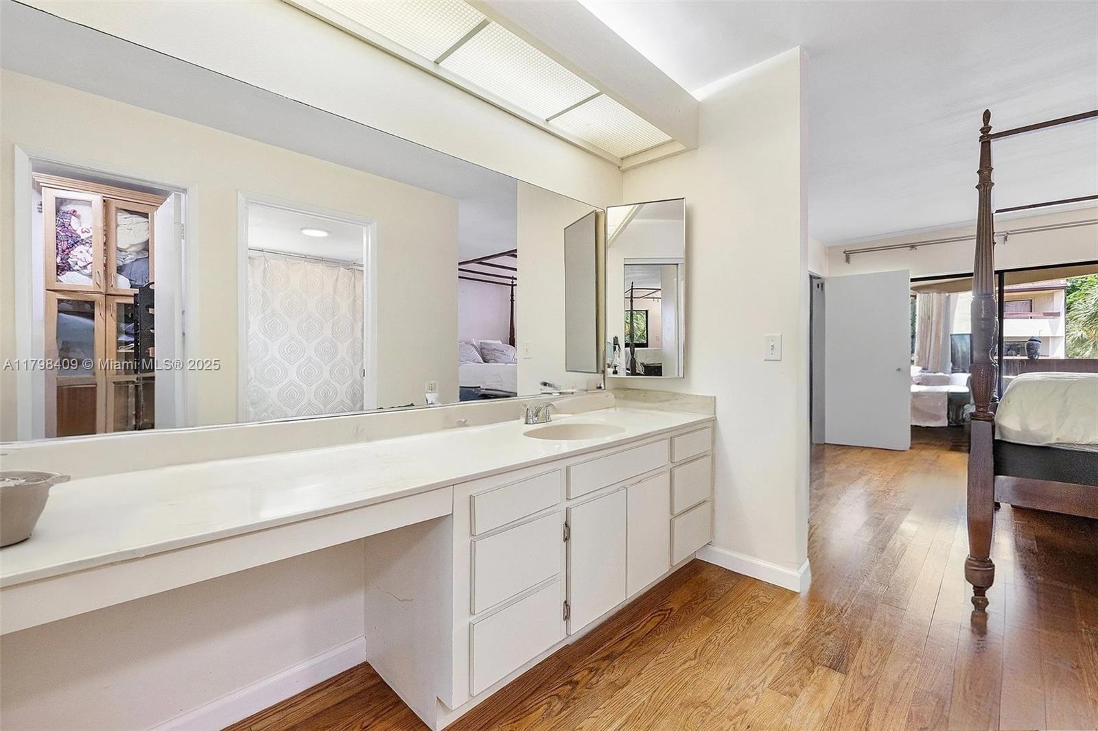 KENLAND BEND NORTH CONDO - Residential