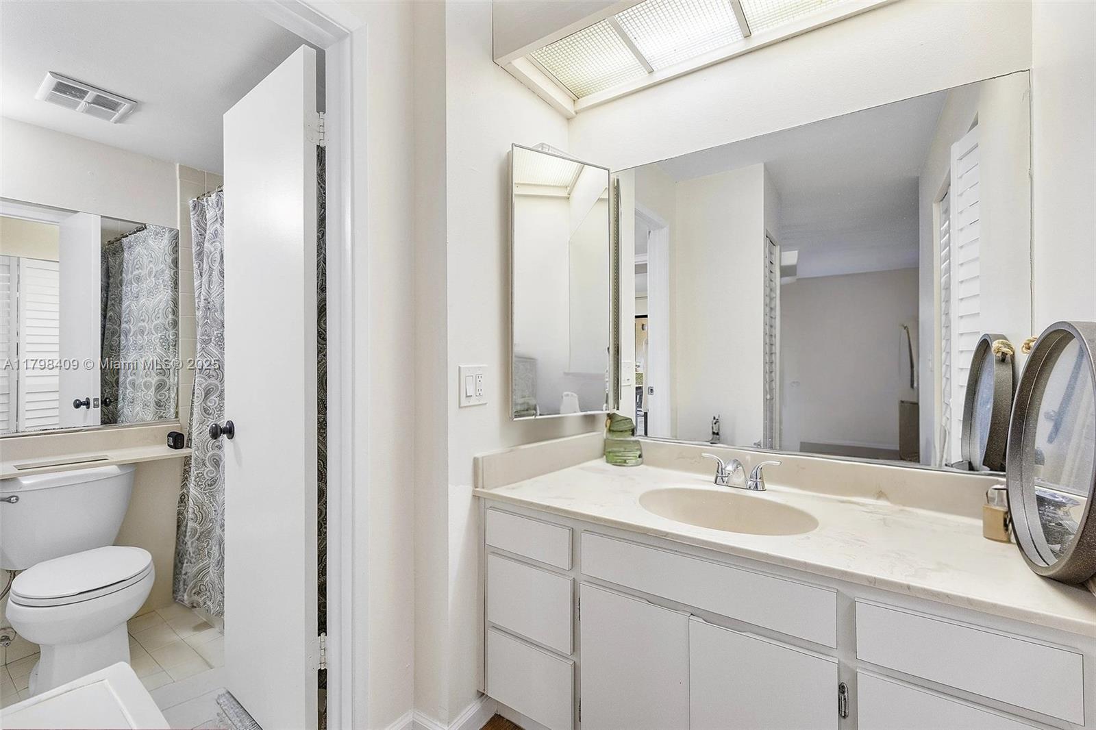 KENLAND BEND NORTH CONDO - Residential