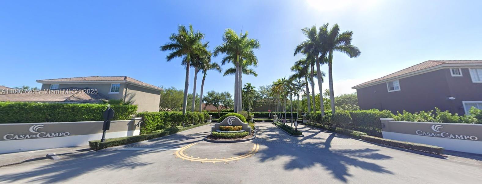 Property for Sale at 9058 Sw 161st Ter, Palmetto Bay, Miami-Dade County, Florida - Bedrooms: 5 
Bathrooms: 3  - $899,000