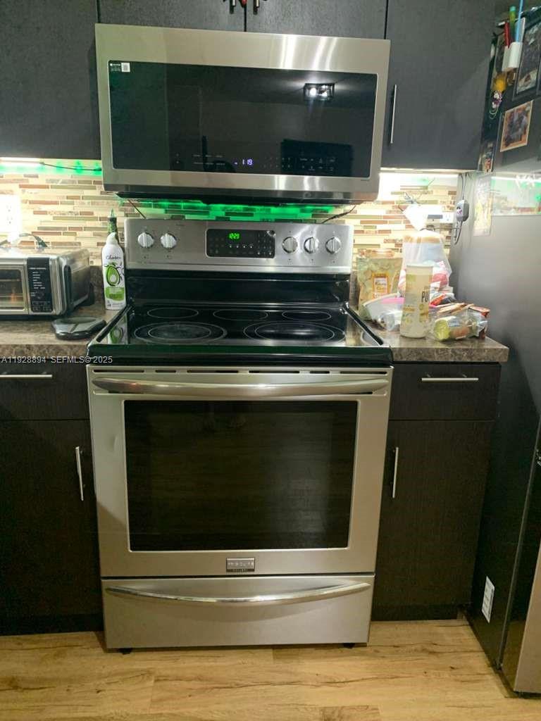 JASMINE AT THE HAMMOCKS 1 - Residential