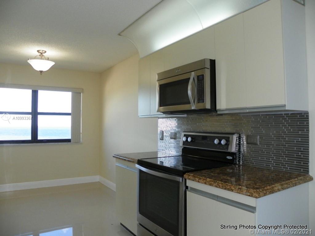 SUMMIT CONDO - Residential