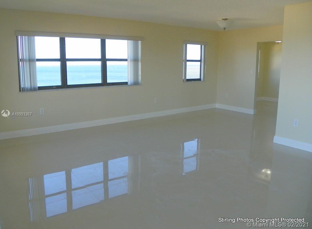 SUMMIT CONDO - Residential