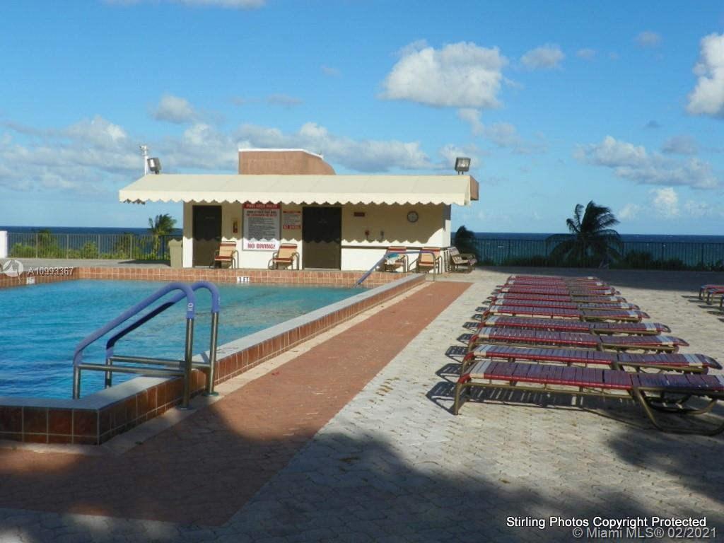 SUMMIT CONDO - Residential