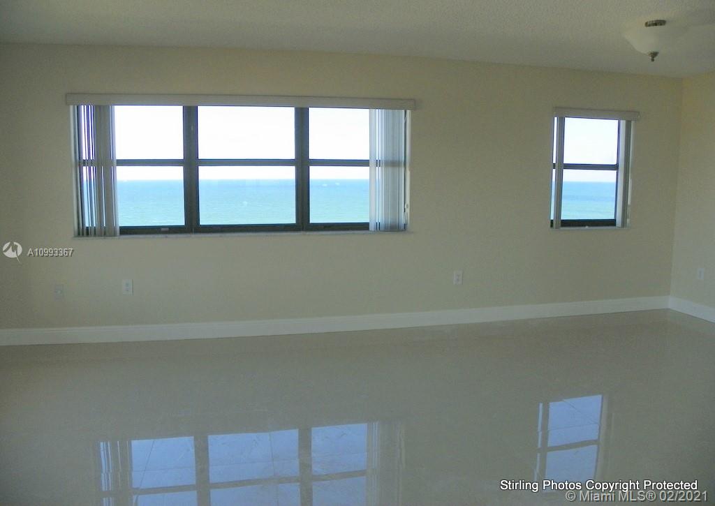 SUMMIT CONDO - Residential