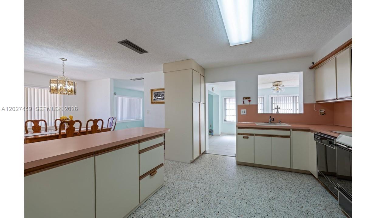 MCALLISTER TERRACE - Residential